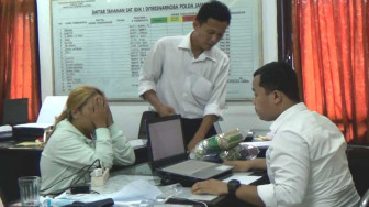 Bantu Suami, Si Pirang Nekat Jual Shabu