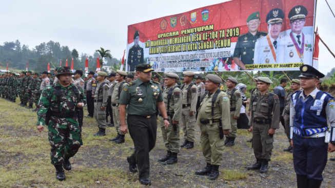 KASAD TNI Ajak Masyarakat Berkerja Bersama Membangun Daerah