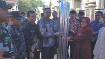 Pemkot Serahkan Bantuan Korban Bencana