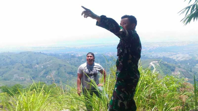 Bukit Pematang Gelanggang Cocok untuk Olahraga Paralayang
