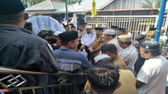Jenazah Ibunda HBA, Almarhumah Moah binti Mentik Dimakamkan