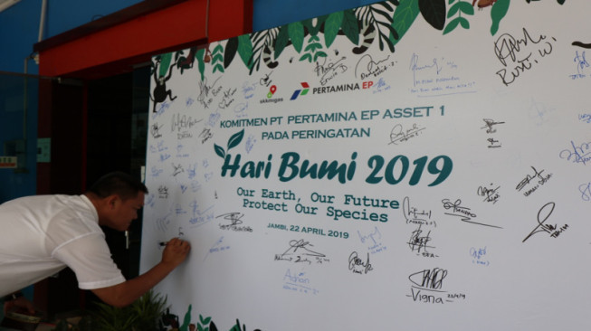 Kampanyekan Hari Bumi 2019, Pertamina EP Asset 1 Jambi Field buat Komitmen Perlindungan Bumi