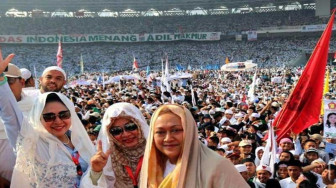 Massa Kampanye Akbar Prabowo sambut Istimewa Kehadiran Mbak Tutut dan Titiek Soeharto