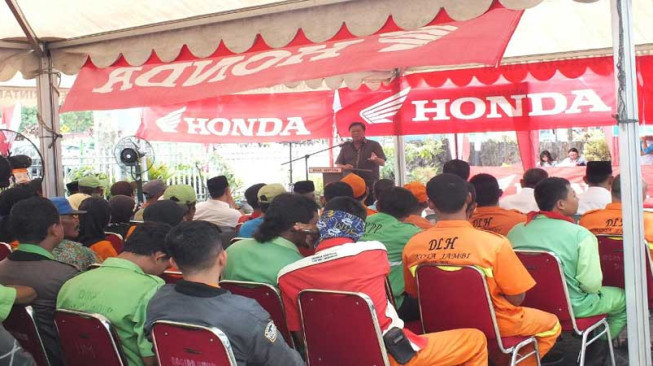 Berbagi di Bulan Ramadan, Sinsen Berikan Ribuan Sembako Untuk Kaum Duafa