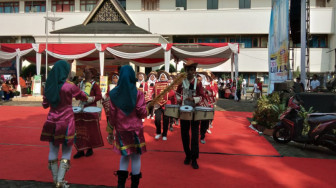Peringati Hardiknas, Gubernur Jambi Buka Festival Muatan Lokal SMA se Provinsi Jambi
