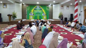 Ketua TP PKK Merangin Buka Puasa Bersama Warga Sekampung