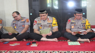 Kapolda Luangkan Waktu, Ikut Doa Bersama Personel