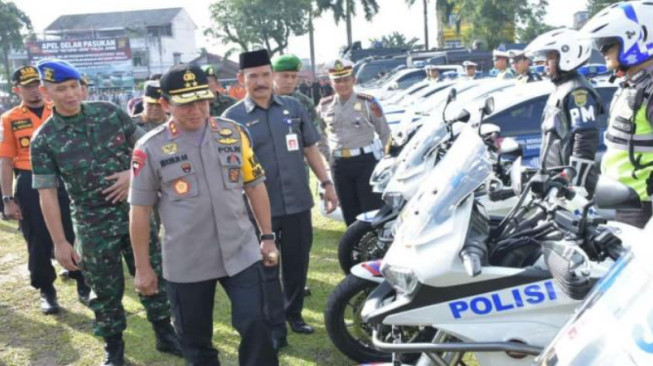 Kapolda Pimpin Apel Operasi Ketupat, Ribuan Personel Disiagakan