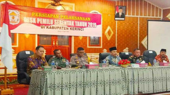 Bupati Pimpin Rapat Persiapan Pelaksanaan Desk Pemilu 2019