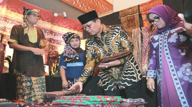 Batik Jambi Jadi Ikon Gelar Batik Nusantara 2019