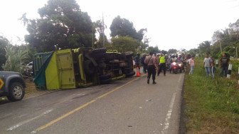 Laka Maut, Bocah Tewas Dalam Pangkuan Orang Tuanya
