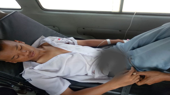 Pelajar SMA, Saling Ejek Teman Sendiri Ditikam