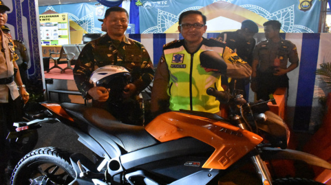 Pantau Malam Takbiran, TNI Polri Jambi Lakukan Patroli Gabungan