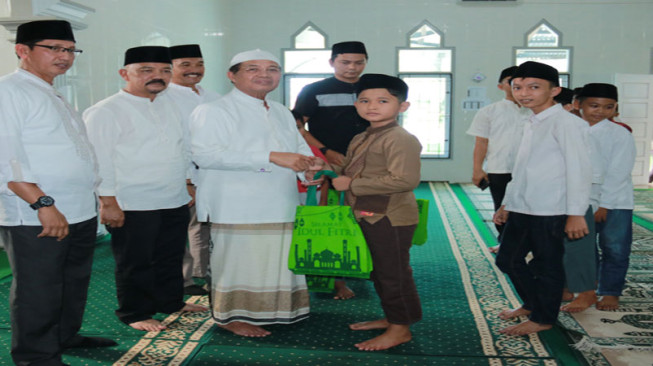 Santuni Anak Yatim Untuk Berbagi Bersama