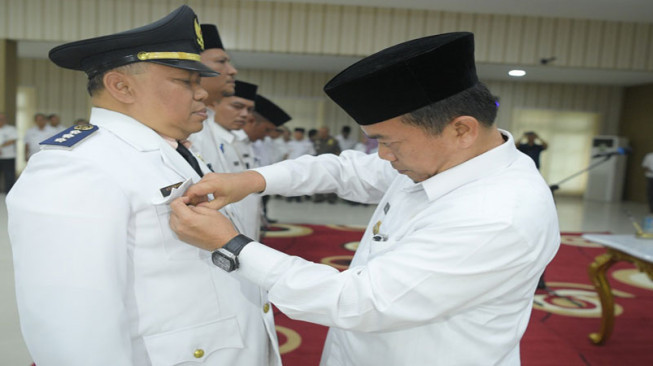 Al Haris Lantik Puluhan Pejabat Eselon III