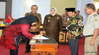 Bupati Muarojambi Tandatangani Nota Kesepahaman Optimalisasi Penerimaan Pajak Pusat