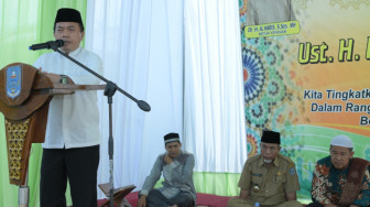 Berangkat Haji, Al Haris Dilepas Warga Sekancing