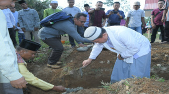 Al Haris Letakkan Batu Pertama Pembangunan Masjid Darul Hijrah