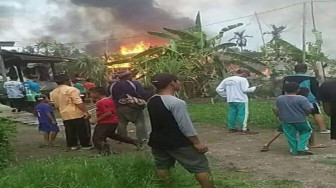 13 Rumah di Mendahara Ludes Dilajap Si Jago Merah