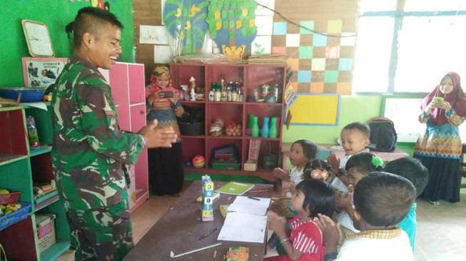 Anak-Anak Ladang Peris Ingin Jadi Dokter, Pilot dan Tentara