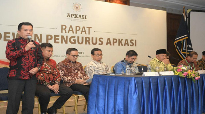 Bupati Bayuwangi Pelaksana Ketum Apkasi Hingga Kongres 2020