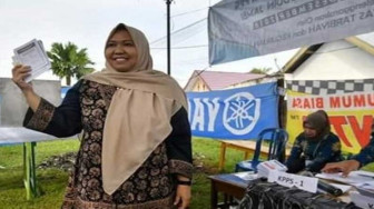 Bupati Masnah Nyoblos di TPS 22