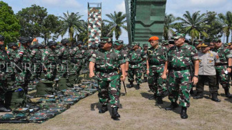 Panglima TNI Cek Kesiapan Satgas Pengamanan Perbatasan RI – Timor Leste, Ini Pesannya...