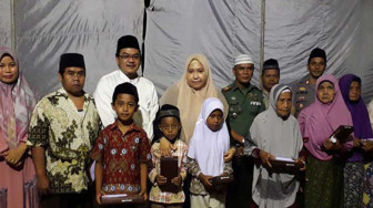 Bupati Muarojambi Santuni Anak Yatim dan Lansia
