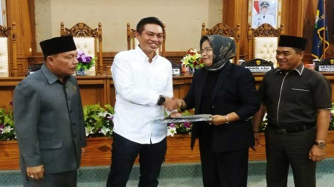 DPRD Muarojambi Gelar Paripurna Jawaban Pemerintah terhadap Ranperda APBD-P 2019