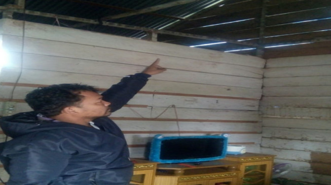 Tak Tahan Hidup Miskin, Ekastel Nekat Gantung Diri
