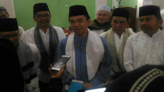 Safari Ramadhan di Masjid Baitul Rahmah Sawahan Jaya, Pemkab Kerinci Berikan Bantuan