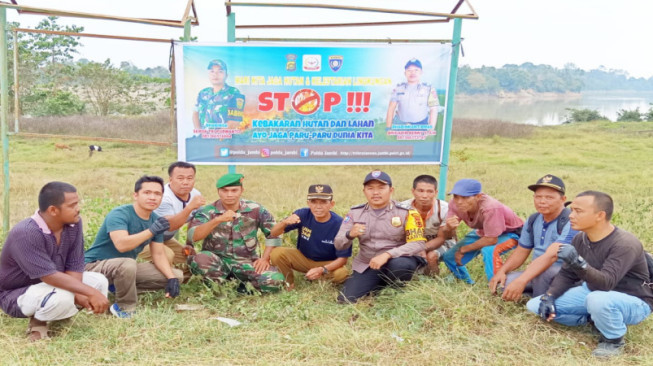 TNI-Polri di Batanghari, Lakukan Sosialisasi Bahaya Karhutla
