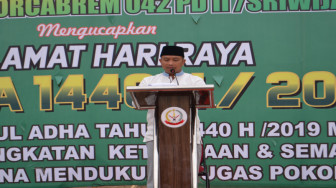 Jajaran Korem 042/Gapu Bersama Masyarakat Melaksanakan Salat Idul Adha 1440 H