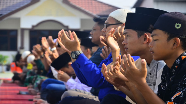 Kekeringan Melanda Tanjabbar, TNI Kembali Gelar Shalat Minta Hujan