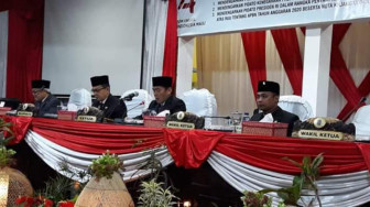 Bupati dan Wakil Bupati Kerinci Hadiri Rapat Paripurna DPRD