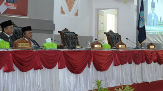 Wabup Serius Ikuti Paripurna Pidato Kenegaraan