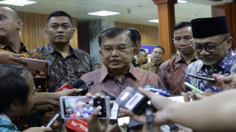 Wapres JK Hadiri Peringatan Hari Konstitusi