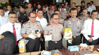 Polda Jambi Tangkap Penyelundup Ekstasi dan Sabu Asal Malaysia