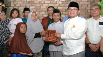 Fachrori Beri Santunan Kepada Keluarga Asmara
