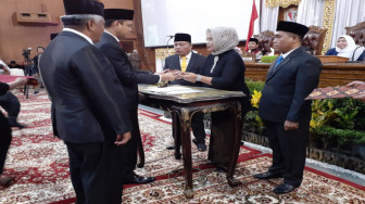 35 Anggota Dewan Baru Muaro Jambi Resmi Dilantik