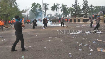 Demo Mahasiswa Jambi Rusuh, Polisi Tembakan Gas Airmata