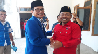 Mahdan Daftar Bacalon Bupati di Kantor DPC PDI-P