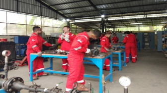 Lulus Petrotekno, 32 Teknisi Papua Operasikan Kilang Tangguh LNG