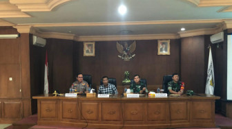 Romi Akan Beri Reward Tim Karhutla