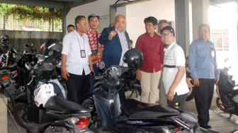 Resah Parkir Motor,   Biro Umum Responsif Tanggapi Wartawan