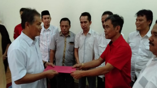 Fokus Pantau Karhutla, Al Haris Kirim Menantu HBA ke PDIP