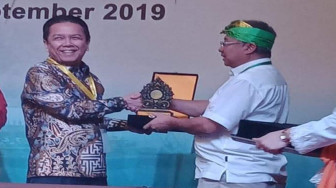 Bupati Hadiri Serah Terima Barang Milik Negara