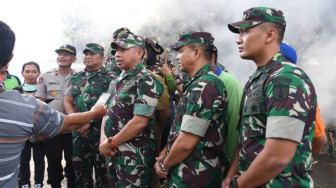 Sambut HUT TNI, Kecamatan Kepanjen Malang jadi Sasaran Bakti Sosial
