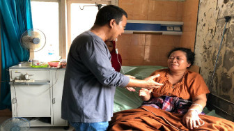 Ketika Bupati Romi Candai Para Dokter