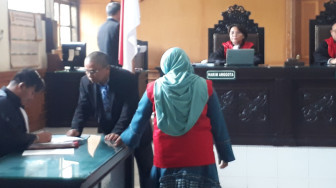 Divonis Enam Tahun Penjara, Hakim Beri Kesempatan Rosmini Pikir-pikir